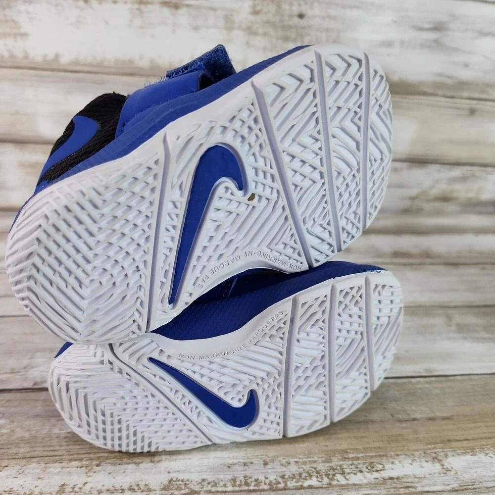 Nike Team Hustle Toddler Shoes Size 4C Royal Blue 881943-405 Athletic